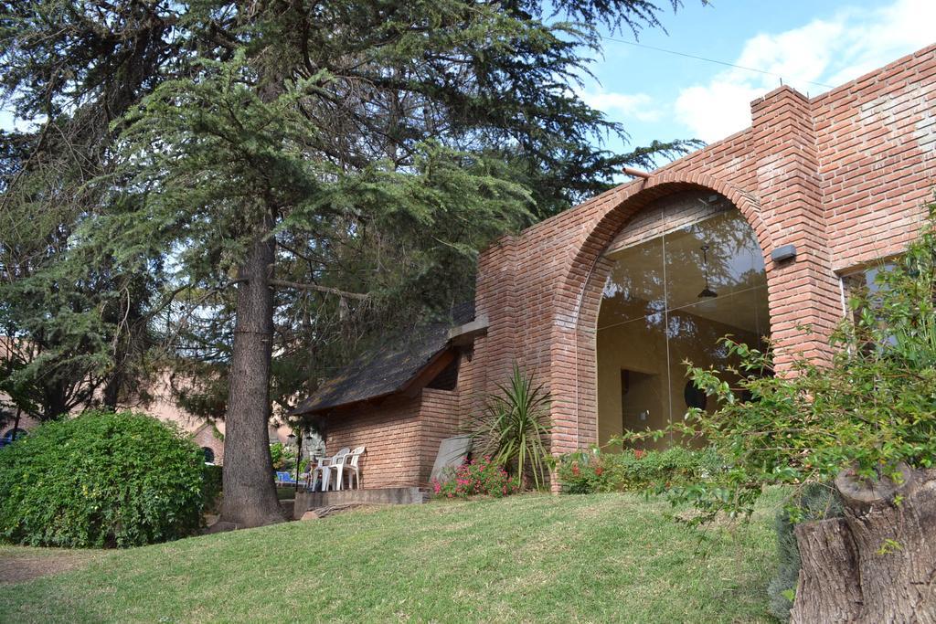 Mon Petit Hotel Villa Carlos Paz Kültér fotó